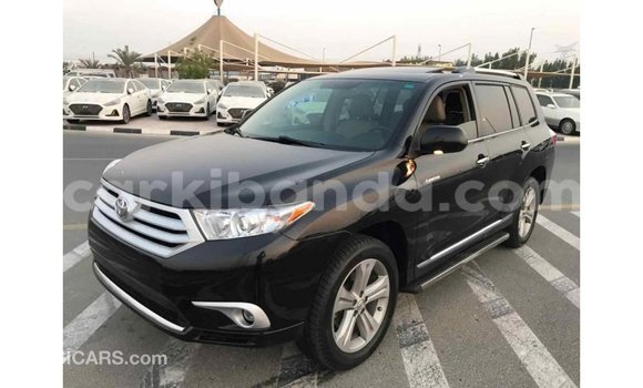 Buy Import Toyota Highlander Black Car in Import - Dubai in Uganda Buy Import Toyota Highlander Black Car in Import - Dubai in Uganda
