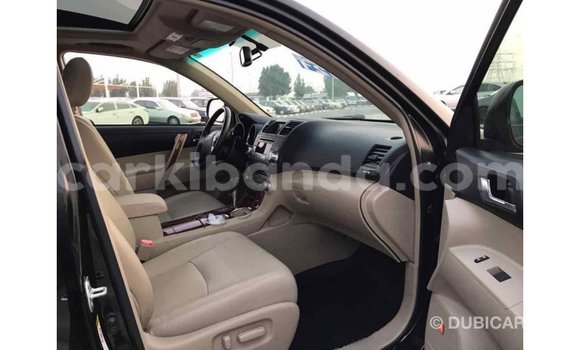Buy Import Toyota Highlander Black Car in Import - Dubai in Uganda Buy Import Toyota Highlander Black Car in Import - Dubai in Uganda