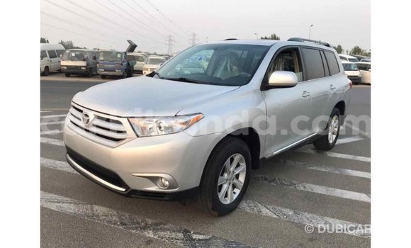 Buy Import Toyota Highlander Other Car in Import - Dubai in Uganda Buy Import Toyota Highlander Other Car in Import - Dubai in Uganda