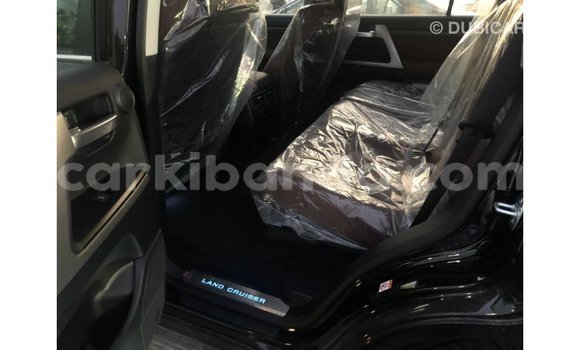 Gura Imported Toyota Land Cruiser Black Imodoka i Import - Dubai mu Uganda Gura Imported Toyota Land Cruiser Black Imodoka i Import - Dubai mu Uganda