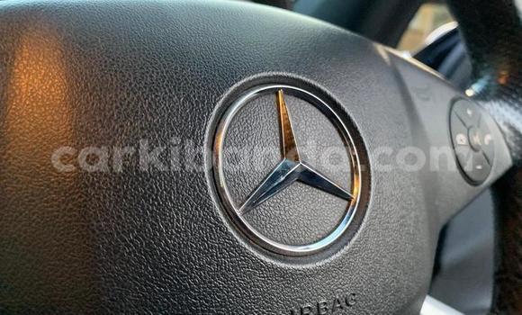 Gura Yakoze Mercedes‒Benz ML–Class Other Imodoka i Kampala mu Uganda Gura Yakoze Mercedes‒Benz ML–Class Other Imodoka i Kampala mu Uganda