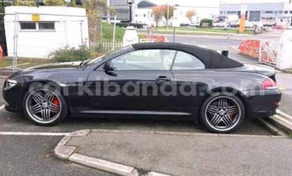 Gura Yakoze BMW 5–Series Black Imodoka i Kampala mu Uganda Gura Yakoze BMW 5–Series Black Imodoka i Kampala mu Uganda