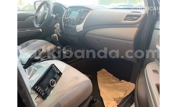 Gura Imported Mitsubishi L200 Black Imodoka i Import - Dubai mu Uganda Gura Imported Mitsubishi L200 Black Imodoka i Import - Dubai mu Uganda