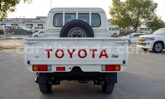 Buy Import Toyota Land Cruiser Beige Car in Import - Dubai in Uganda Buy Import Toyota Land Cruiser Beige Car in Import - Dubai in Uganda