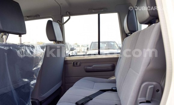 Buy Import Toyota Land Cruiser Beige Car in Import - Dubai in Uganda Buy Import Toyota Land Cruiser Beige Car in Import - Dubai in Uganda