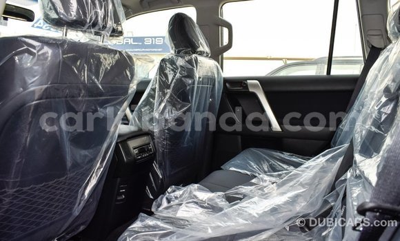 Acheter Import Voiture Toyota Prado Noir à Import - Dubai, Ouganda Acheter Import Voiture Toyota Prado Noir à Import - Dubai, Ouganda