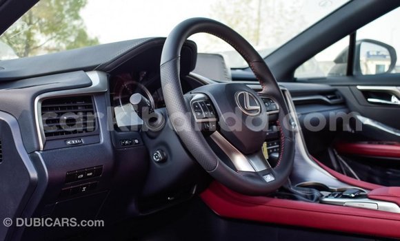 Acheter Import Voiture Lexus RX 300 Blanc à Import - Dubai, Ouganda Acheter Import Voiture Lexus RX 300 Blanc à Import - Dubai, Ouganda