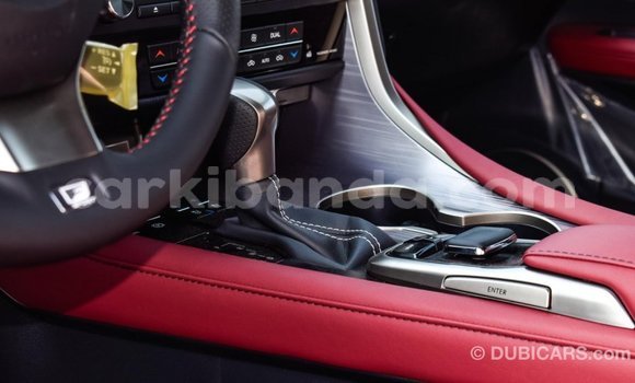 Acheter Import Voiture Lexus RX 300 Blanc à Import - Dubai, Ouganda Acheter Import Voiture Lexus RX 300 Blanc à Import - Dubai, Ouganda