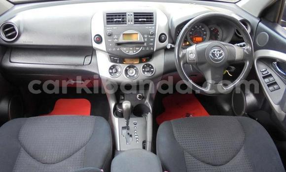 Nunua Ilio tumika Toyota RAV4 Nyingine Gari ndani ya Kampala nchini Uganda Nunua Ilio tumika Toyota RAV4 Nyingine Gari ndani ya Kampala nchini Uganda