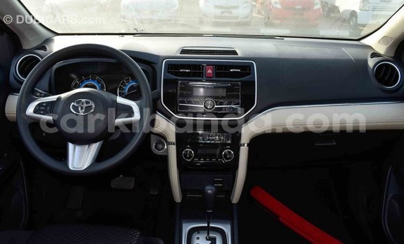 Acheter Import Voiture Toyota Rush Rouge à Import - Dubai, Ouganda Acheter Import Voiture Toyota Rush Rouge à Import - Dubai, Ouganda