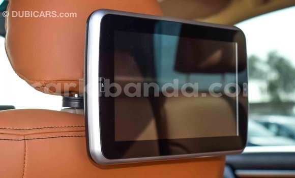 Gura Imported Toyota Land Cruiser White Imodoka i Import - Dubai mu Uganda Gura Imported Toyota Land Cruiser White Imodoka i Import - Dubai mu Uganda