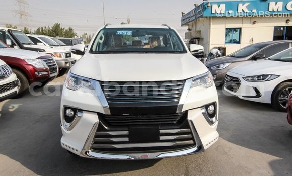 Gura Imported Toyota Fortuner White Imodoka i Import - Dubai mu Uganda Gura Imported Toyota Fortuner White Imodoka i Import - Dubai mu Uganda
