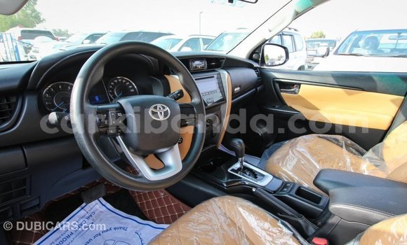 Gura Imported Toyota Fortuner White Imodoka i Import - Dubai mu Uganda Gura Imported Toyota Fortuner White Imodoka i Import - Dubai mu Uganda