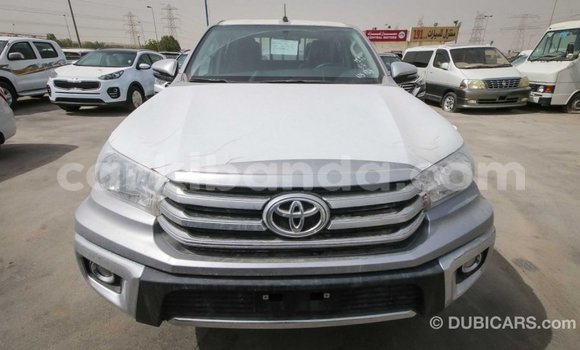 Nunua Imported Toyota Hilux Nyingine Gari ndani ya Import - Dubai nchini Uganda Nunua Imported Toyota Hilux Nyingine Gari ndani ya Import - Dubai nchini Uganda
