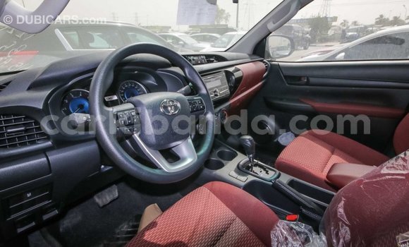 Nunua Imported Toyota Hilux Nyingine Gari ndani ya Import - Dubai nchini Uganda Nunua Imported Toyota Hilux Nyingine Gari ndani ya Import - Dubai nchini Uganda
