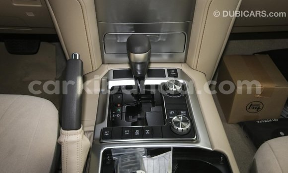 Gura Imported Toyota Land Cruiser Black Imodoka i Import - Dubai mu Uganda Gura Imported Toyota Land Cruiser Black Imodoka i Import - Dubai mu Uganda