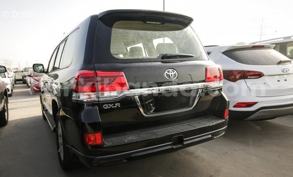 Gura Imported Toyota Land Cruiser Black Imodoka i Import - Dubai mu Uganda Gura Imported Toyota Land Cruiser Black Imodoka i Import - Dubai mu Uganda