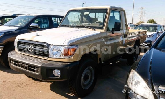 Buy Import Toyota Land Cruiser Beige Car in Import - Dubai in Uganda Buy Import Toyota Land Cruiser Beige Car in Import - Dubai in Uganda