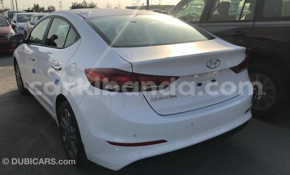 Nunua Imported Hyundai Elantra Nyeupe Gari ndani ya Import - Dubai nchini Uganda Nunua Imported Hyundai Elantra Nyeupe Gari ndani ya Import - Dubai nchini Uganda