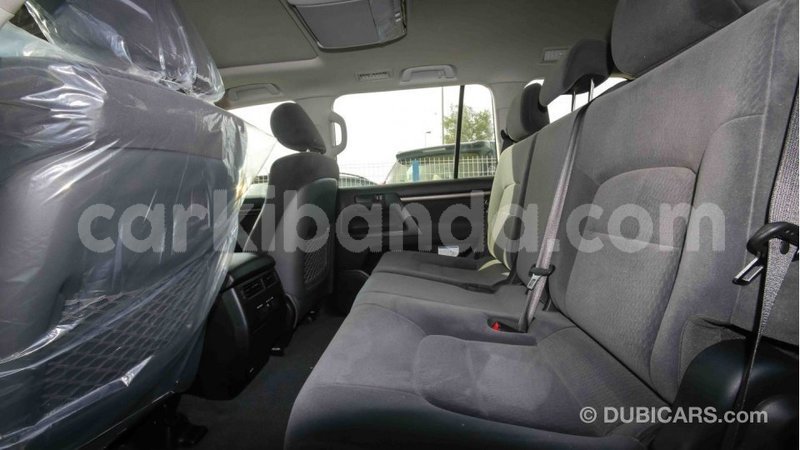 Big with watermark toyota land cruiser uganda import dubai 7875