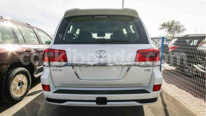 Big with watermark toyota land cruiser uganda import dubai 7875