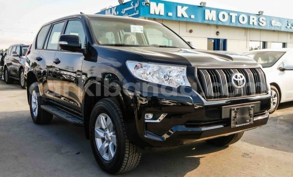 Nunua Imported Toyota Prado Nyeusi Gari ndani ya Import - Dubai nchini Uganda Nunua Imported Toyota Prado Nyeusi Gari ndani ya Import - Dubai nchini Uganda