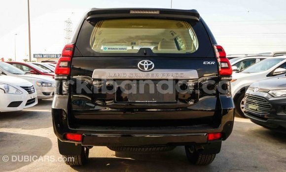 Nunua Imported Toyota Prado Nyeusi Gari ndani ya Import - Dubai nchini Uganda Nunua Imported Toyota Prado Nyeusi Gari ndani ya Import - Dubai nchini Uganda