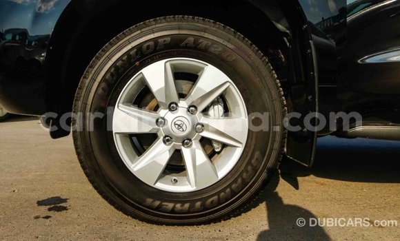 Nunua Imported Toyota Prado Nyeusi Gari ndani ya Import - Dubai nchini Uganda Nunua Imported Toyota Prado Nyeusi Gari ndani ya Import - Dubai nchini Uganda