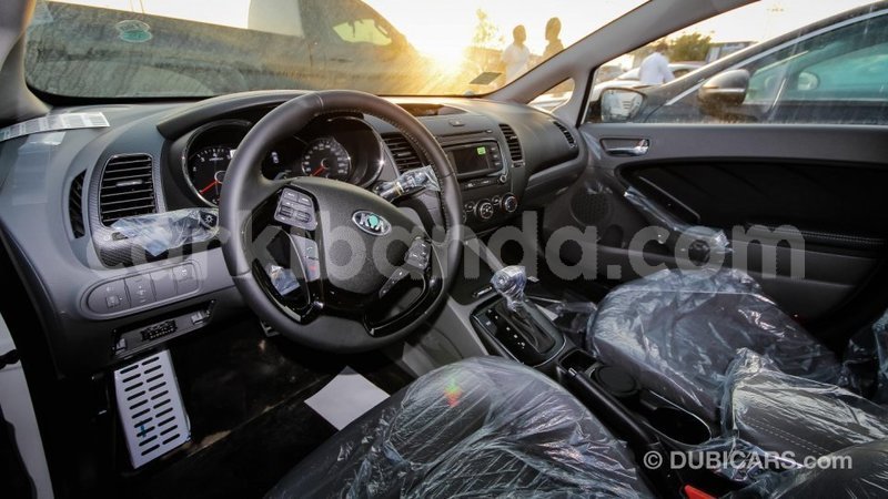 Big with watermark kia cerato uganda import dubai 7880