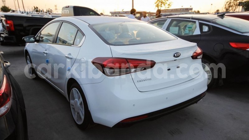 Big with watermark kia cerato uganda import dubai 7880
