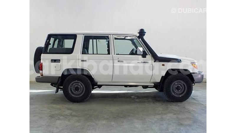 Big with watermark toyota land cruiser uganda import dubai 7881