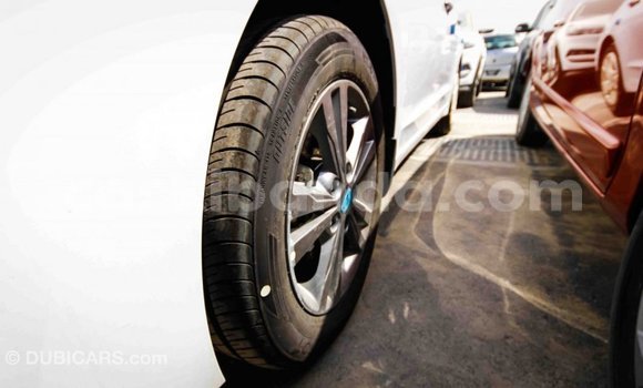 Buy Import Hyundai Elantra White Car in Import - Dubai in Uganda Buy Import Hyundai Elantra White Car in Import - Dubai in Uganda