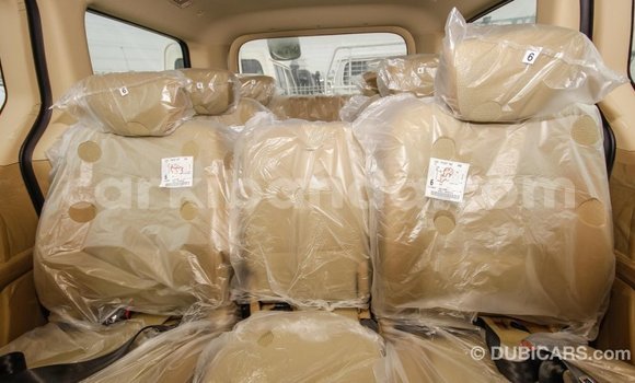 Gura Imported Hyundai Chorus White Ikamyo i Import - Dubai mu Uganda Gura Imported Hyundai Chorus White Ikamyo i Import - Dubai mu Uganda