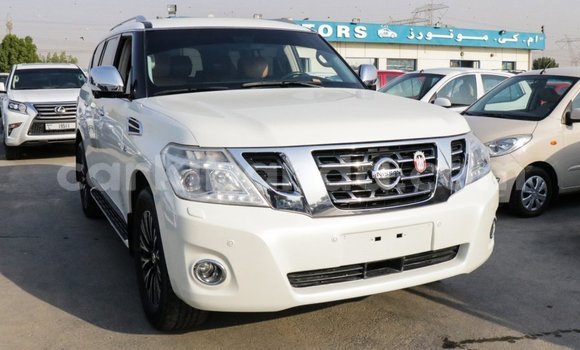Gura Imported Nissan Patrol White Imodoka i Import - Dubai mu Uganda Gura Imported Nissan Patrol White Imodoka i Import - Dubai mu Uganda