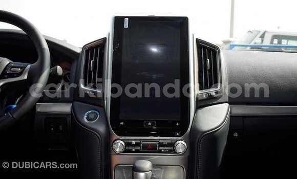 Buy Import Toyota Land Cruiser Black Car in Import - Dubai in Uganda Buy Import Toyota Land Cruiser Black Car in Import - Dubai in Uganda