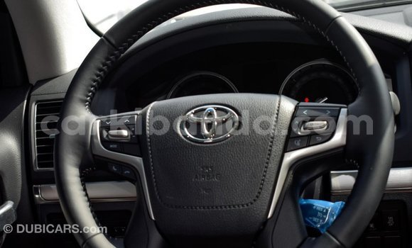 Buy Import Toyota Land Cruiser Black Car in Import - Dubai in Uganda Buy Import Toyota Land Cruiser Black Car in Import - Dubai in Uganda