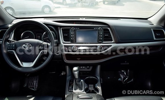 Buy Import Toyota Highlander Other Car in Import - Dubai in Uganda Buy Import Toyota Highlander Other Car in Import - Dubai in Uganda