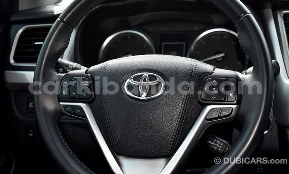 Buy Import Toyota Highlander Other Car in Import - Dubai in Uganda Buy Import Toyota Highlander Other Car in Import - Dubai in Uganda