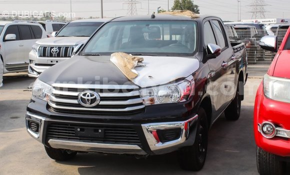 Acheter Import Voiture Toyota Hilux Noir à Import - Dubai, Ouganda Acheter Import Voiture Toyota Hilux Noir à Import - Dubai, Ouganda