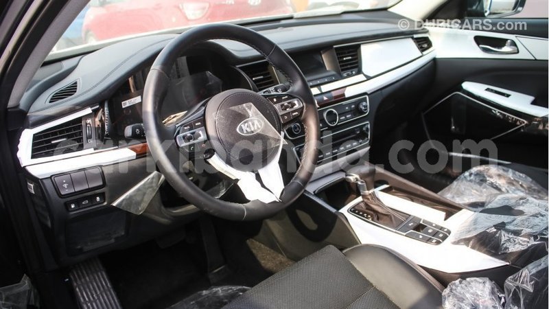 Big with watermark kia cadenza uganda import dubai 7902