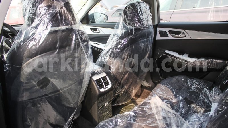Big with watermark kia cadenza uganda import dubai 7902