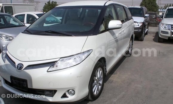 Nunua Imported Toyota Previa Nyeupe Gari ndani ya Import - Dubai nchini Uganda Nunua Imported Toyota Previa Nyeupe Gari ndani ya Import - Dubai nchini Uganda