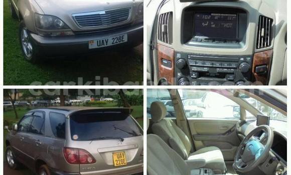 Nunua Ilio tumika Toyota Harrier Nyingine Gari ndani ya Kampala nchini Uganda Nunua Ilio tumika Toyota Harrier Nyingine Gari ndani ya Kampala nchini Uganda