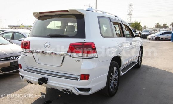 Buy Import Toyota Land Cruiser White Car in Import - Dubai in Uganda Buy Import Toyota Land Cruiser White Car in Import - Dubai in Uganda