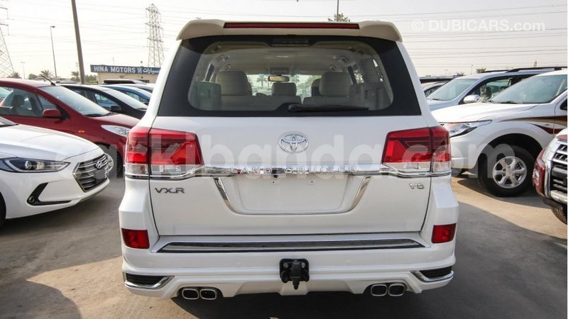 Big with watermark toyota land cruiser uganda import dubai 7913