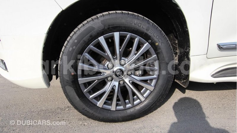 Big with watermark toyota land cruiser uganda import dubai 7913