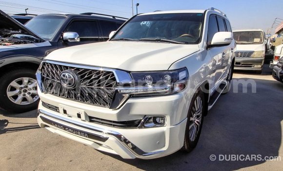 Buy Import Toyota Land Cruiser White Car in Import - Dubai in Uganda Buy Import Toyota Land Cruiser White Car in Import - Dubai in Uganda