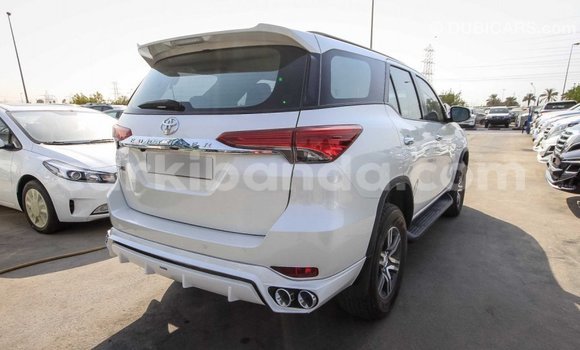 Buy Import Toyota Fortuner White Car in Import - Dubai in Uganda Buy Import Toyota Fortuner White Car in Import - Dubai in Uganda