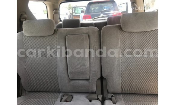 Nunua Imported Toyota Fortuner Nyeusi Gari ndani ya Import - Dubai nchini Uganda Nunua Imported Toyota Fortuner Nyeusi Gari ndani ya Import - Dubai nchini Uganda