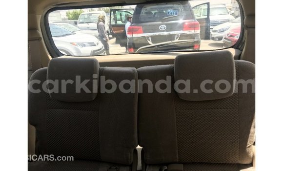 Nunua Imported Toyota Fortuner Nyeusi Gari ndani ya Import - Dubai nchini Uganda Nunua Imported Toyota Fortuner Nyeusi Gari ndani ya Import - Dubai nchini Uganda